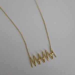 Gold 'MAMA' Necklace